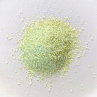 Lampové sklo - skleněné tyče, tyčky - Sklo pro výrobu korálků - americké, německé, italské sklo / 180RW-frits-1mm Neon green (COE 96, Reichenbach) – frita, jemná drť 0,5-1 mm